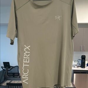 Arc'teryx Gray Men's performance T-shirt